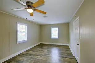 4220 Delhi St, Houston, TX 77022 - Photo 14