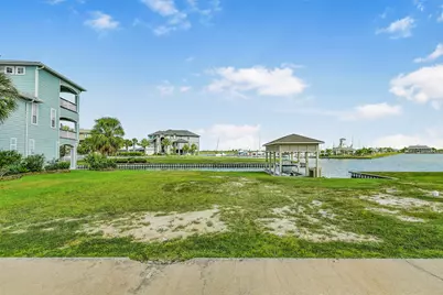 22 Fleming, Hitchcock, TX 77563 - Photo 16