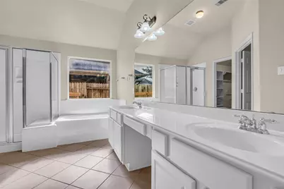 21830 Saragosa Pond Lane, Spring, TX 77379 - Photo 18