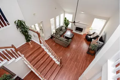 1003 Clarenda Falls Drive, Sugar Land, TX 77479 - Photo 8