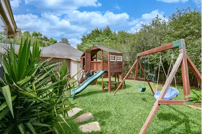 1003 Clarenda Falls Drive, Sugar Land, TX 77479 - Photo 36