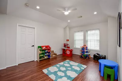 1003 Clarenda Falls Drive, Sugar Land, TX 77479 - Photo 40