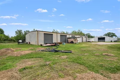 8821 Fm 524 Rd E, Sweeny, TX 77480 - Photo 46