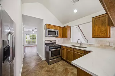 45 Country Forest Court, The Woodlands, TX 77380 - Photo 4