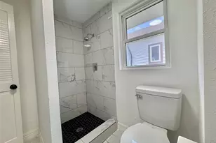 27 Norwood St, Houston, TX 77011 - Photo 34