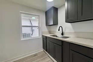 27 Norwood St, Houston, TX 77011 - Photo 30