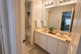 219 Birch Hill Dr, Sugar Land, TX 77479 - Photo 18