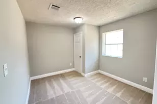 6813 N Wayside Dr, Houston, TX 77028 - Photo 22