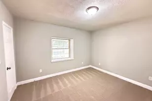 6813 N Wayside Dr, Houston, TX 77028 - Photo 20