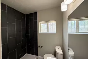 6813 N Wayside Dr, Houston, TX 77028 - Photo 24