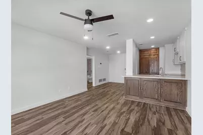 3600 Montrose Boulevard #1209, Houston, TX 77006 - Photo 6