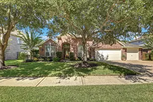 2911 Amber Hill Trail, Pearland, TX 77581 - Photo 2
