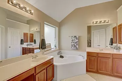 2911 Amber Hill Trail, Pearland, TX 77581 - Photo 16
