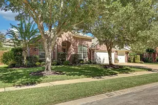2911 Amber Hill Trail, Pearland, TX 77581 - Photo 1