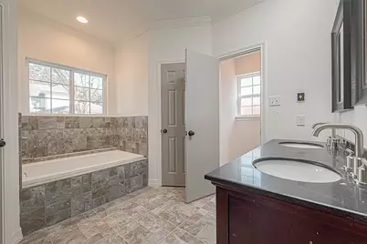 1015 Sugar Lakes Drive, Sugar Land, TX 77478 - Photo 24