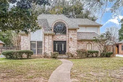 1015 Sugar Lakes Drive, Sugar Land, TX 77478 - Photo 2