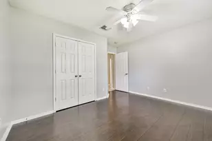 2401 Woody Rd, Pearland, TX 77581 - Photo 24