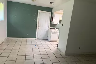 9334 Richland Dr, Houston, TX 77078 - Photo 8