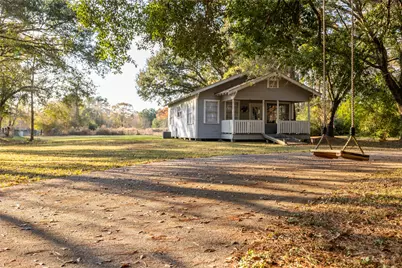 921 County Road 318, Cleveland, TX 77327 - Photo 2