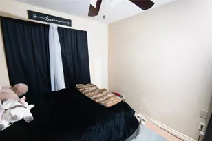 4111 Madden Ln, Houston, TX 77047 - Photo 16