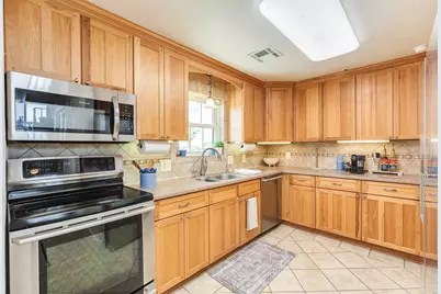 411 Sailfish Lane #101, Freeport, TX 77541 - Photo 6