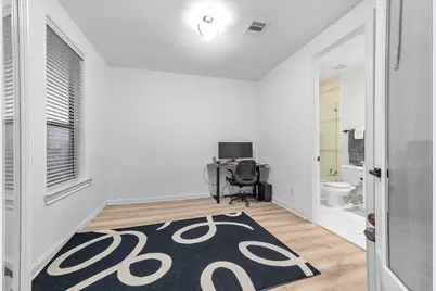 3205 Maxroy Street, Houston, TX 77008 - Photo 6
