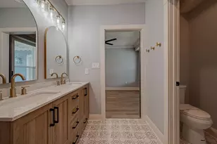 1110 Avenue K, Galveston, TX 77550 - Photo 10