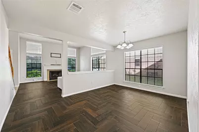 1555 Hillside Elm Street, Houston, TX 77062 - Photo 6