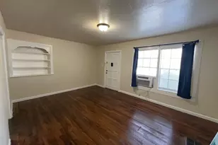 1552 Lombardy St, Houston, TX 77023 - Photo 6