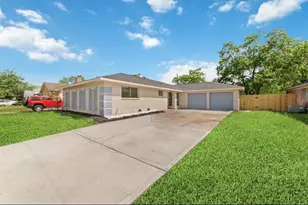 12207 Pompano Ln, Hockley, TX 77072 - Photo 2