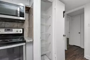 2215 Windy Meadow Dr, Sugar Land, TX 77478 - Photo 20