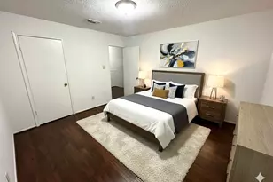9303 Kingsflower Cir, Houston, TX 77075 - Photo 8