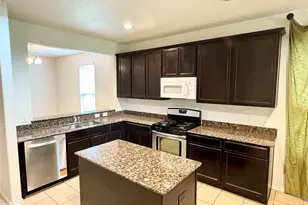 1331 S Maple Dr, Katy, TX 77493 - Photo 8