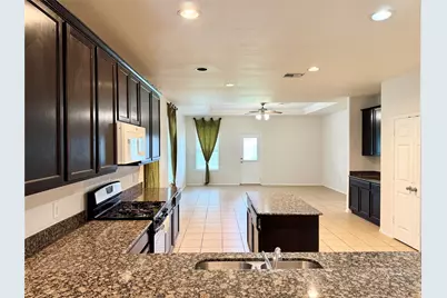 1331 S Maple Drive, Katy, TX 77493 - Photo 6