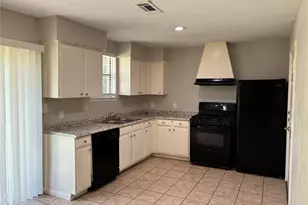 12614 Chiswick Rd, Houston, TX 77047 - Photo 4