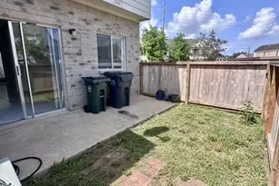 2910 Grants Lake Blvd, Sugar Land, TX 77479 - Photo 18