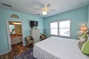 3008 Shady Ln, Crystal Beach, TX 77650 - Photo 20