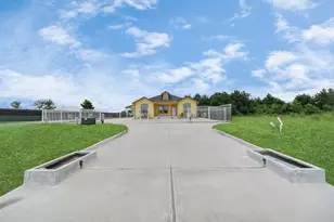 602 Rd 5706, Cleveland, TX 77327 - Photo 4