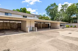 9263 Westwood Village Dr, Houston, TX 77036 - Photo 38