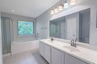 3 Peach Ridge Pl, The Woodlands, TX 77382 - Photo 14