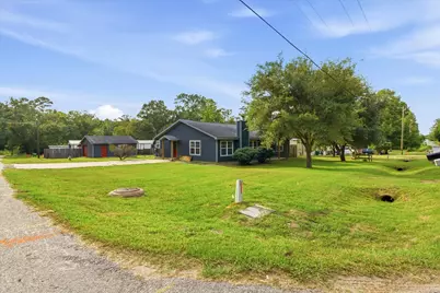 707 Layl Drive, Liberty, TX 77575 - Photo 4
