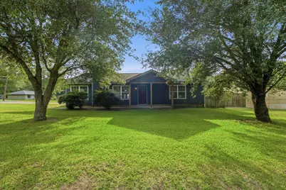 707 Layl Drive, Liberty, TX 77575 - Photo 2