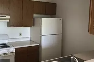 306 Knight St, Grayling, MI 49738 - Photo 4