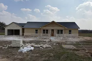 4378 Collton Ln, Franklin, TX 77856 - Photo 1