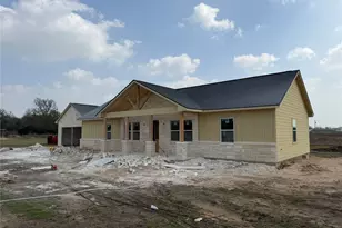 4378 Collton Ln, Franklin, TX 77856 - Photo 2