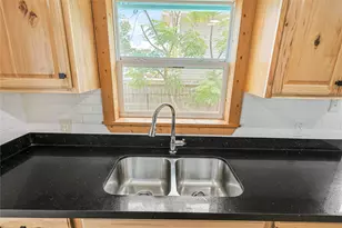 5919 Avenue R, Galveston, TX 77551 - Photo 10