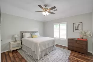 118 Oriel Oaks Cir, The Woodlands, TX 77382 - Photo 24