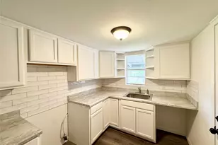 712 Norman Ln, Crockett, TX 75835 - Photo 6