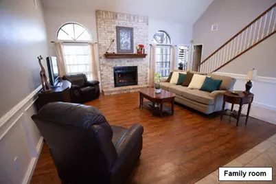 16405 Smith Street, Jersey Village, TX 77040 - Photo 2