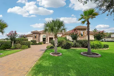 1019 Grand Estates Drive, Richmond, TX 77469 - Photo 2
